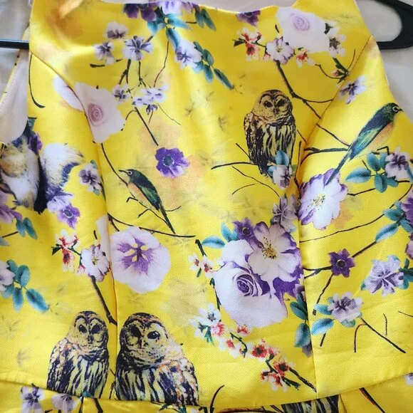 Gorgeous yellow animal patter dress - Picture 7 of 7